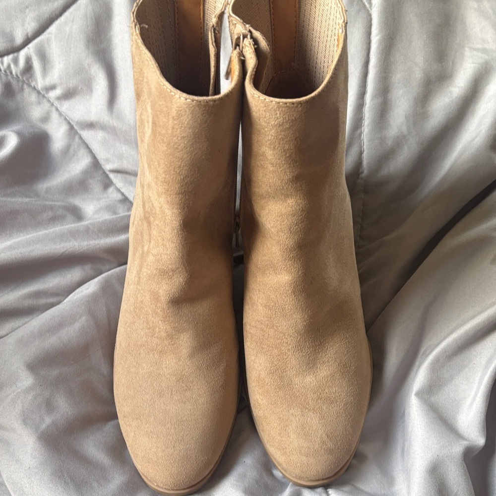 Universal Thread Tan Suede Ankle Booties